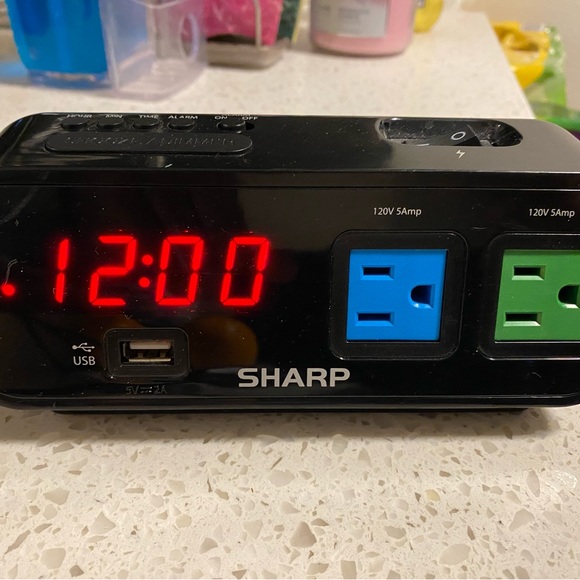 SHARP Digital Alarm Clock with USB 2 amp Port and 2 AC Outlets - Model: SPC137 - Picture 7 of 15
